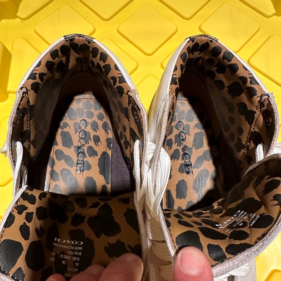 Men’s white coach high tops with cheetah print - Picture 4 of 7